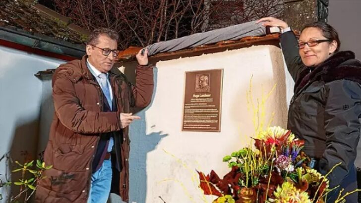 Gedanktafel zu Hugo Landauer eingeweiht